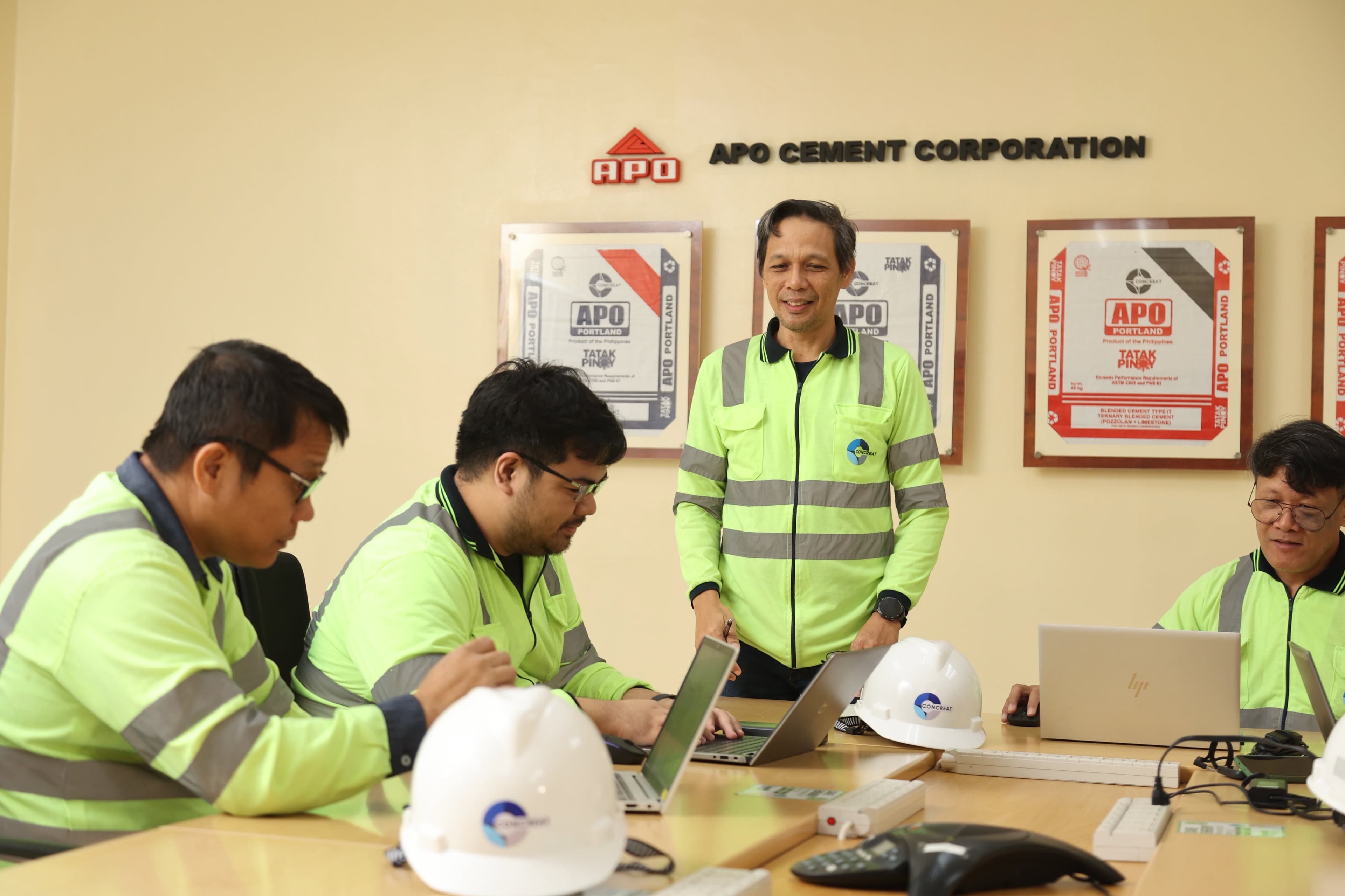 Concreat Academy team collaboration